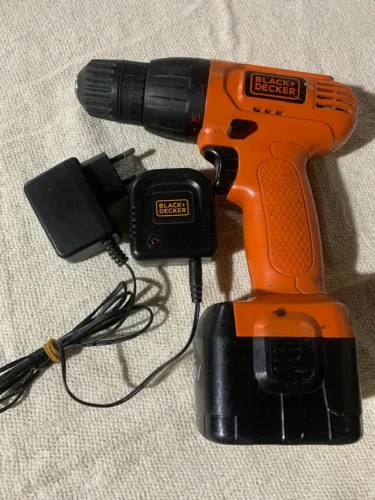 Parafusadeira Black&Decker 9w