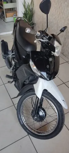 Yamaha Crypton 115cc 2012 - Emplacada