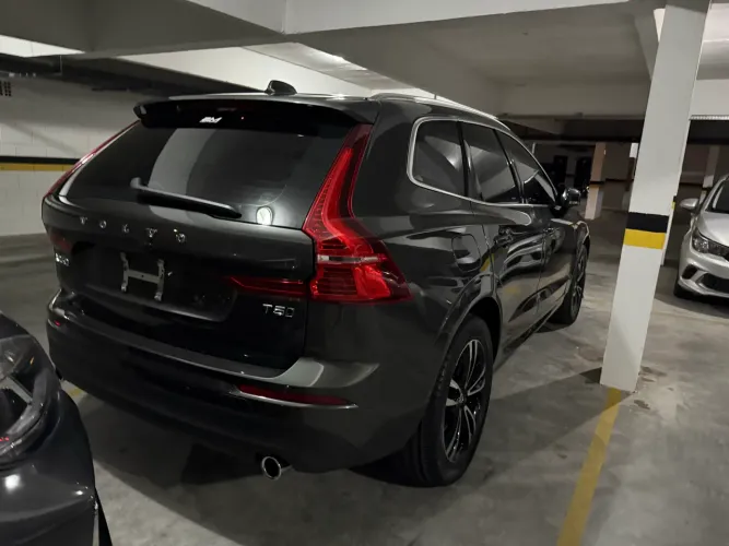 Volvo XC 60 T-5 Momentum 2.0 254cv AWD 5P 2019