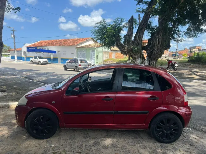 Citroen C3 GLX 1.4/ GLX Sonora 1.4 Flex 8V 5P 2011
