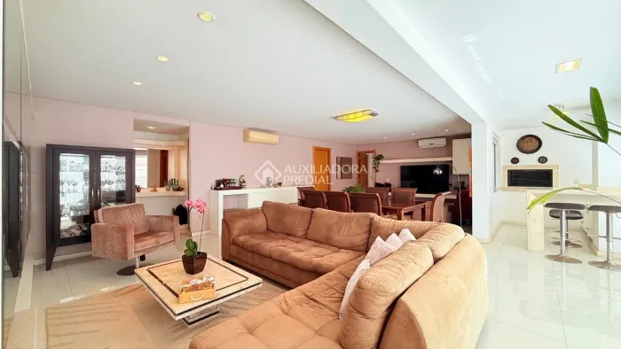 Apartamento de 3 suítes no Jardim Europa