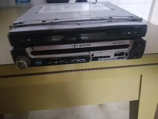 DVD BUSTER RETRATIL MODELO HBD-9560 AV