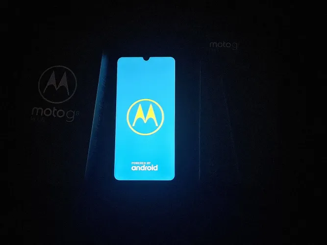 Moto G8 Plus 64GB / 4GB RAM Na Caixa Original