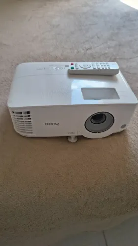 Projetor benq, totalmente novo, nunca usado