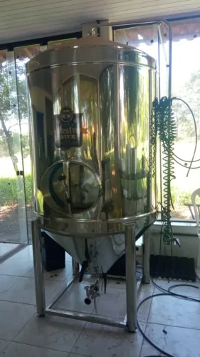 Fermentador Cervejeiro 1000L Refrigerado Inox
