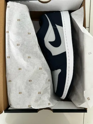 Air Jordan 1 Low