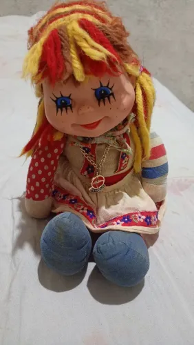 Boneca Emília original conservada 