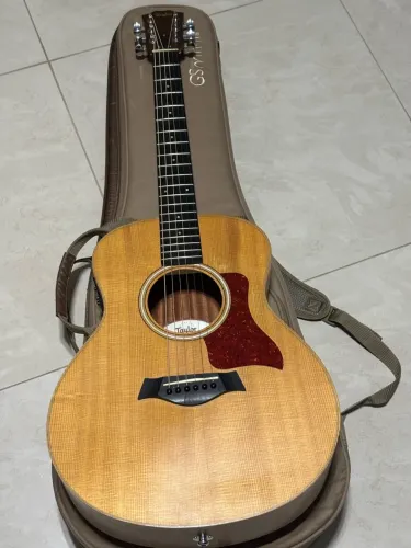 Violão Taylor Gs mini