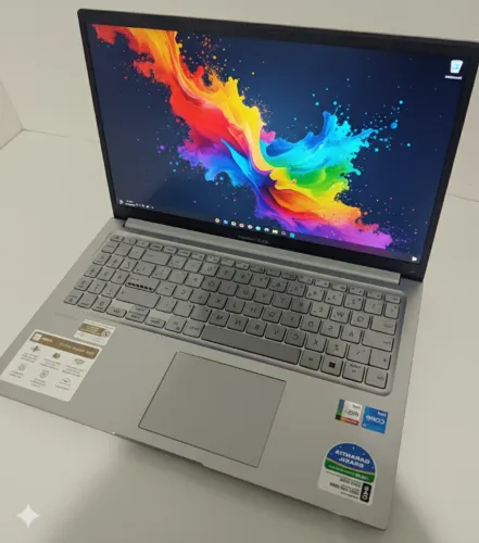Notebook Asus i5-1334U Iris Xe 4GB (13 Dias de Uso)