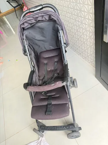 Carrinho de bebê chicco