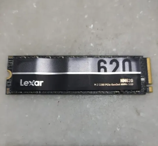 SSD LEXAR 256 GB NVME - NM620