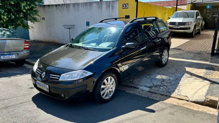 Renault Megane Grand Tour Dynam. Hi-flex 1.6 16V 2011