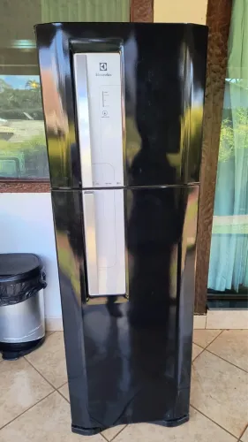 Geladeira Eletrolux DF 420 litros Frost Free