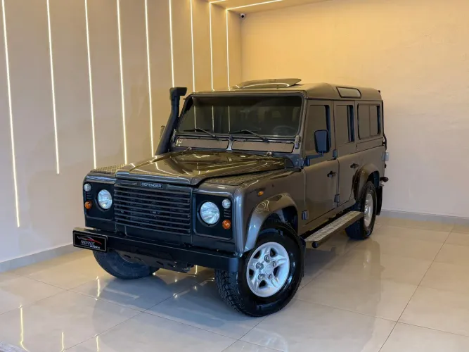 Land Rover Defender 110 TDI SW Diesel 2002