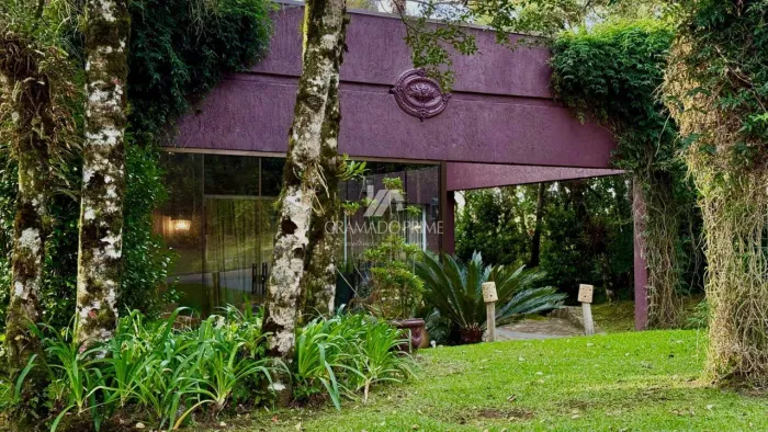 CASA NO CONDOMÍNIO RESERVA DA SERRA