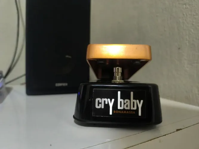 Crybaby Joe bonamassa