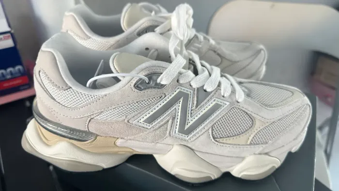 Tênis New Balance 9060, original, modelo moonbeam, novo na caixa, tamanho 37/38