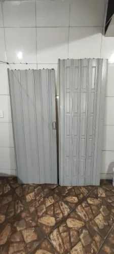 Portas sanfonadas PVC usadas