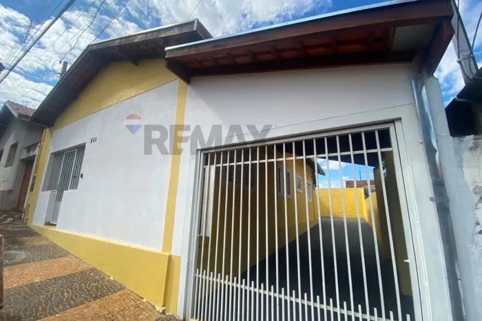 Casa para locação no bairro Centro de Araras