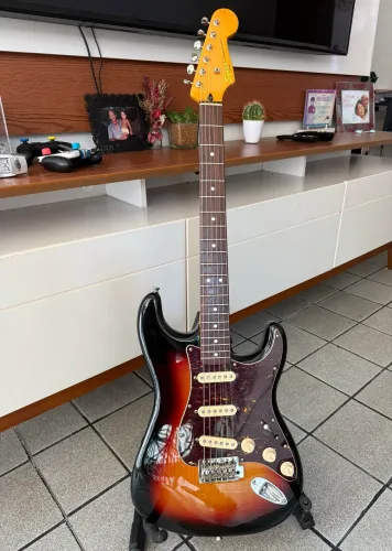 Fender Squier Classic Vibe 60?s Promoção 3700,00 à vista