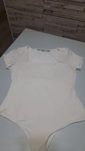 Vendo Bodie feminino YOU COM seminovo Tam M
