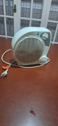 Aquecedor de ambiente portatil. 