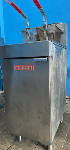 Fritadeira vulcan LG 300