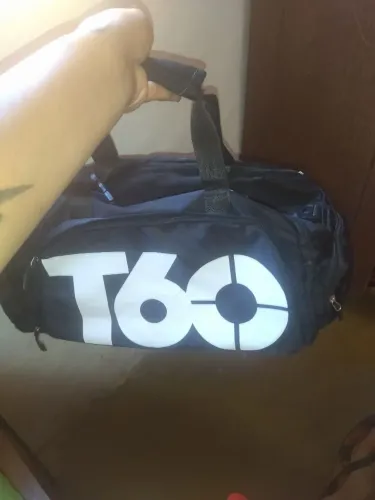 Vendo uma bolsa de viajem T60