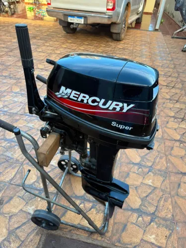 Motor de popa mercury 15 super revisado e sem detalhes 100%