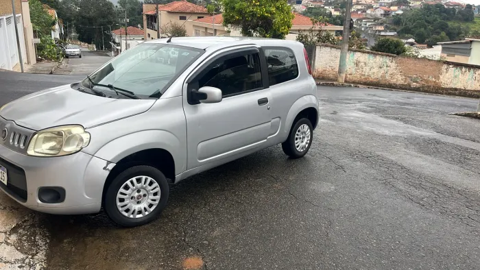 Fiat Uno Vivace/rua 1.0 EVO Fire Flex 8V 5P 2013