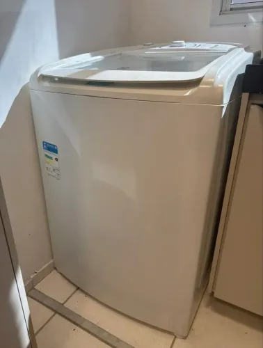 Máquina de lavar 15kg Electrolux