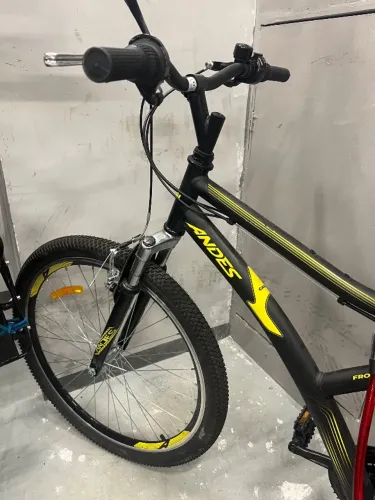 Bicicleta Aro 26" Caloi Andes Freio V-Brake 21 Marchas