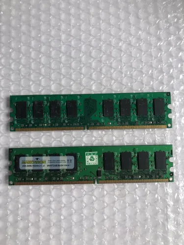 Memória RAM DDR2 4GB (2x2GB) 800MHz - PC LGA775