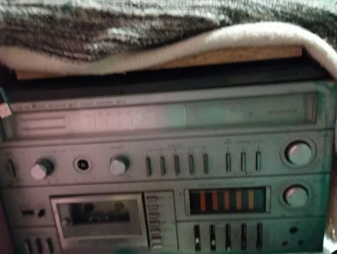Vendo receiver Audax 3 em 1 barato porém saída tá ruim fone *
