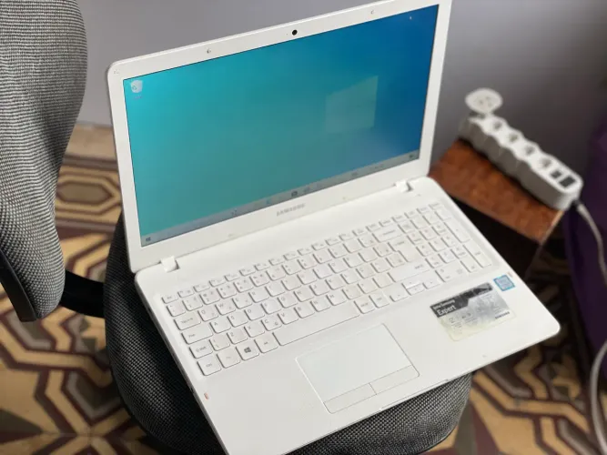 Notebook i5 sétima geração 
