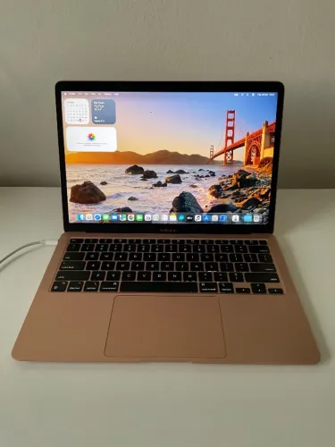 Apple MacBook Air M1 8GB 256GB Gold MacOS Golden Gate