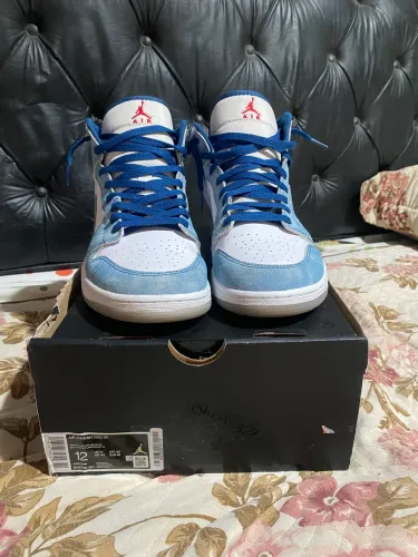 AIR JORDAN 1 MID SE, NUNCA USADO