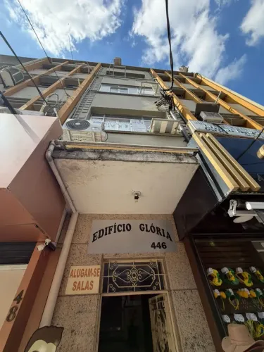 Imóvel para aluguel tem 35 metros quadrados em Centro - Duque de Caxias - RJ