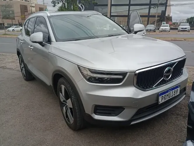 Volvo XC40 T-5 Momentum 2.0 252cv AWD 2019