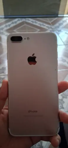Vende-se iphone 7 plus pra retirada de peças