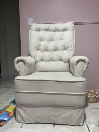 Cadeira balanço amamentação