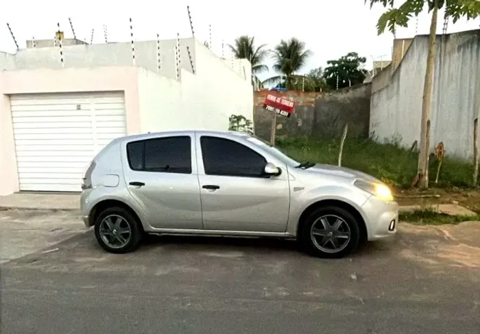 Renault Sandero Expression Hi-flex 1.6 8V 5P 2014