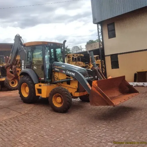 Retroescavadeira John Deere 310L ano 2022