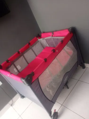 Vendo chiqueirinho de bebê menina 
