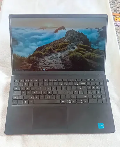 Notebook Dell Inspiron i3 12ª Geração | 8GB RAM | SSD 512GB | Impecável + NF