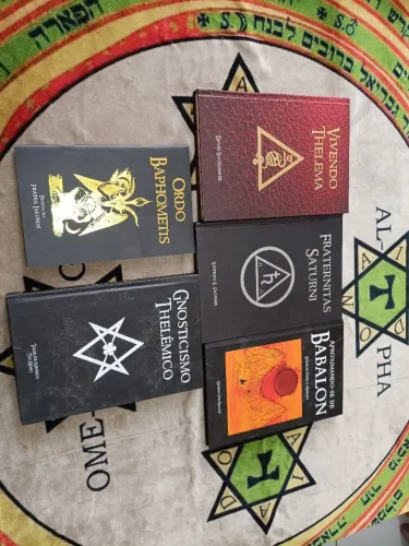 Lote 5 Livros Thelema e Ocultismo - Living Thelema, Ordo Baphometis, Babalon