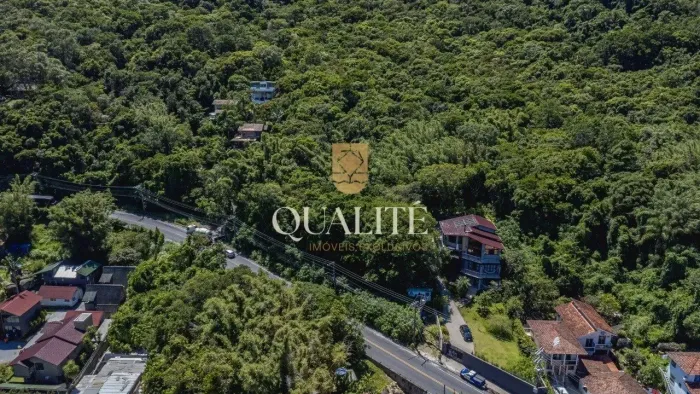 Terreno à venda na Lagoa da Conceição 31.146,25 mt2 de área total