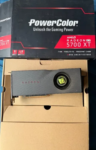Placa de video Radeon 5700XT 8GB PowerColor