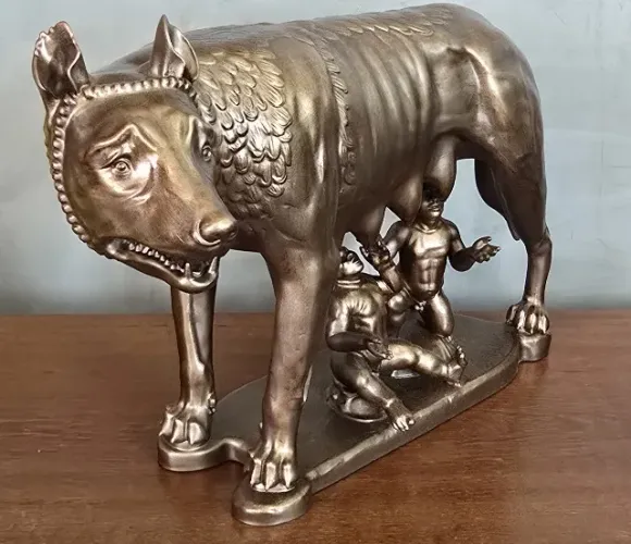 Loba Capitolina - 50 x 35 cm. Réplica, impressão 3D pintada a mão. Romulo e Remo, Roma.