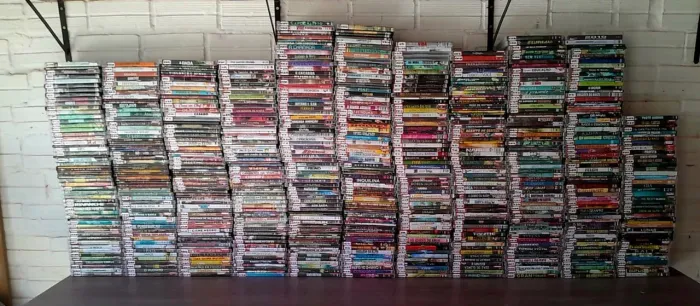 BARBADA Vende-se DVDs e aparelho DVD 